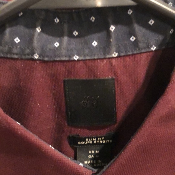 H&M slim fit burgundy button up - Picture 3 of 3